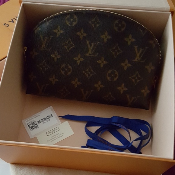 Louis Vuitton Handbags - 🎉NEW! LOUIS VUITTON Cosmetic Pouch GM 💯AUTHENTIC